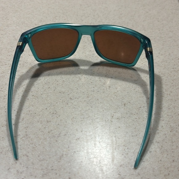 Oakley Sunglasses - Picture 3 of 3